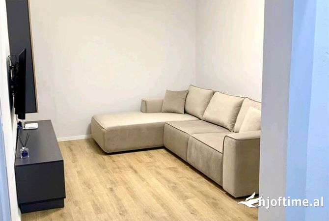 Shtepi me qera 1+1 ne Tirane - 50,000 Leke