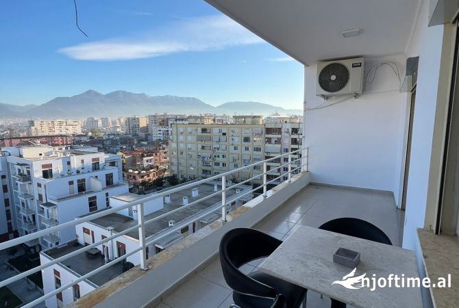 Shtepi ne shitje Apartament ne Tirane, 2+1, Mobilimi E mobiluar, Pagesa 143,000  Euro.