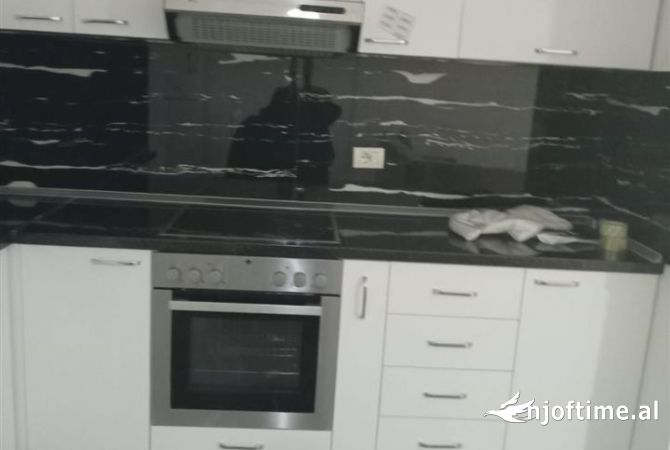 Shtepi me qera 2+1 ne Tirane - 600 Euro