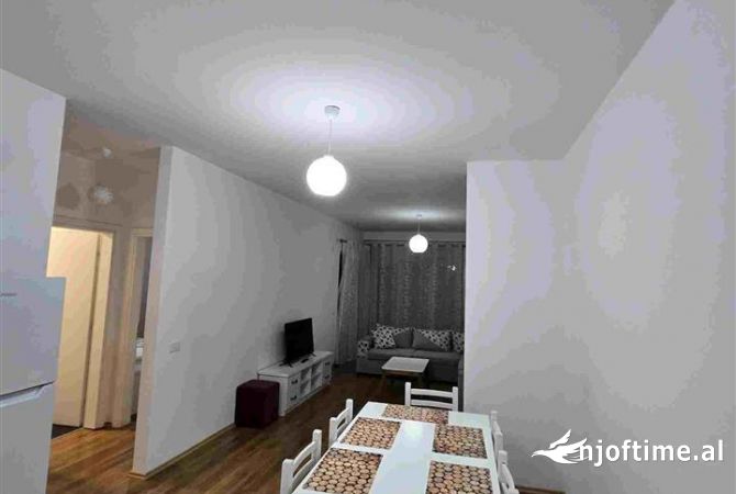 Shtepi me qera 2+1 ne Tirane - 650 Euro