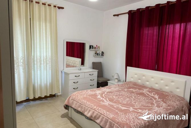 Shtepi me qera 3+1 ne Tirane - 45,000 Leke