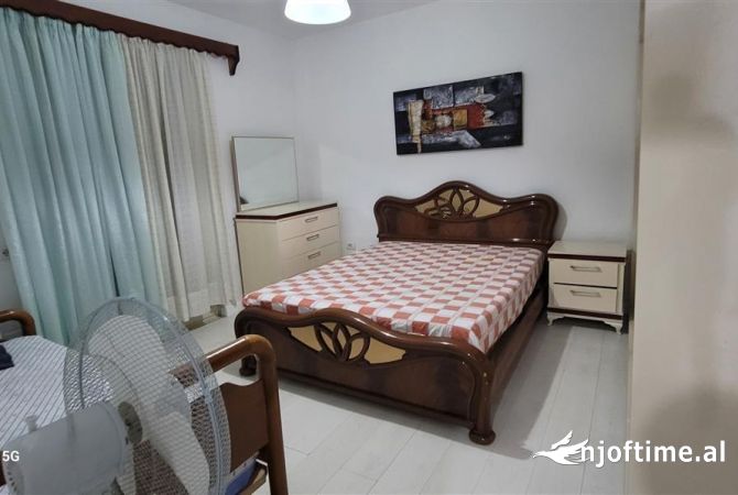 Shtepi me qera 1+1 ne Tirane - 40,000 Leke