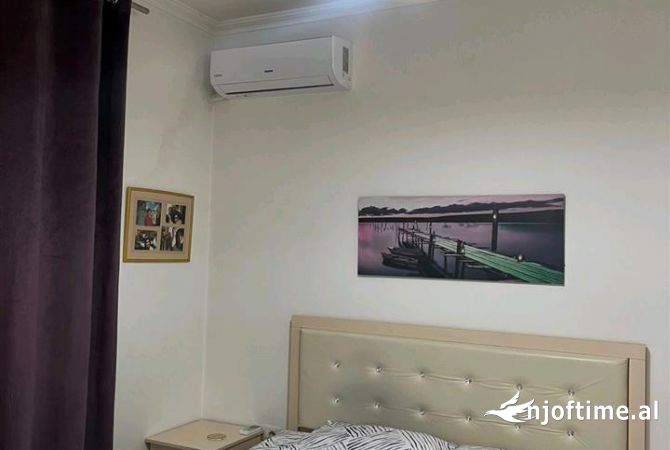 Shtepi me qera Apartament ne Tirane, 1+1, Mobilimi E mobiluar, Pagesa 600  Euro.