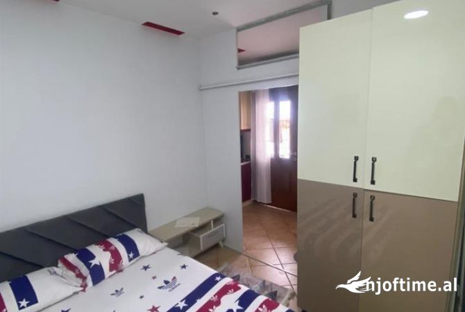 Shtepi me qera 1+1 ne Tirane - 25,000 Leke