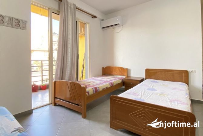 Shtepi me qera 2+1 ne Tirane - 450 Euro