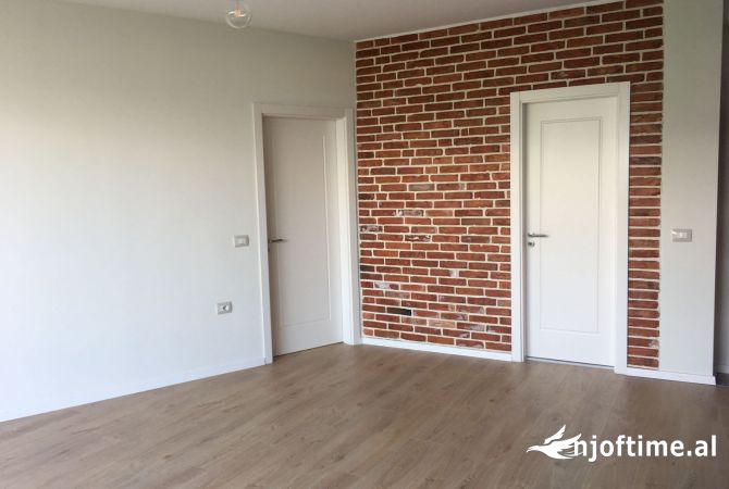 Shtepi me qera 2+1 ne Tirane - 450 Euro