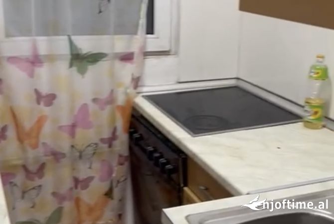 Shtepi me qera Apartament ne Tirane, 1+1, Mobilimi E mobiluar, Pagesa 35,000  Leke.