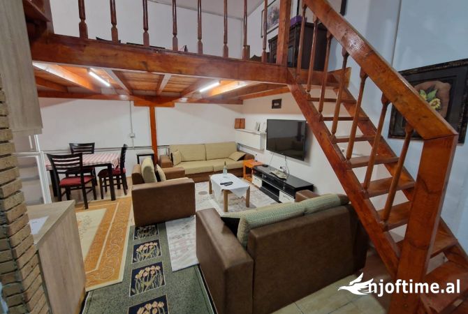 Shtepi me qera 2+1 ne Tirane - 40,000 Leke