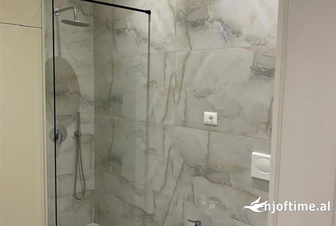 Shtepi me qera Apartament ne Tirane, 1+1, Mobilimi E mobiluar, Pagesa 50,000  Leke.