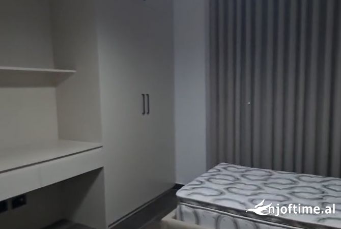 Shtepi me qera Apartament ne Tirane, 2+1, Mobilimi E mobiluar, Pagesa 1,600  Euro.