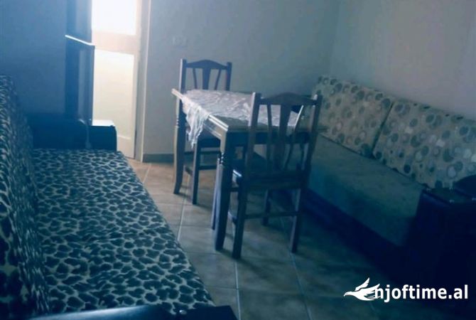 Shtepi me qera 1+1 ne Tirane - 35,000 Leke