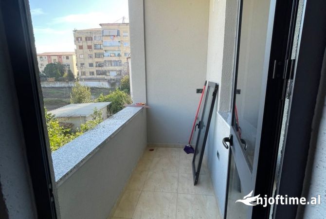 Shtepi me qera 1+1 ne Tirane - 450 Euro