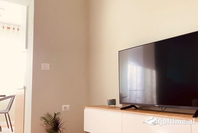 Shtepi me qera 2+1 ne Tirane - 900 Euro