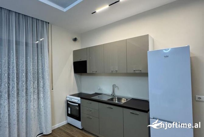 Shtepi me qera Apartament ne Tirane, 2+1, Mobilimi E mobiluar, Pagesa 60,000  Leke.