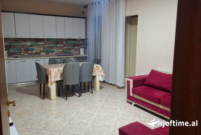 Shtepi me qera 2+1 ne Tirane - 600 Euro