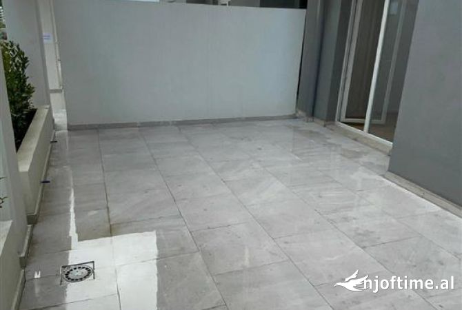 Shtepi me qera Apartament ne Tirane, 1+1, Mobilimi Bosh, pa mobiluar, Pagesa 40,000  Leke.