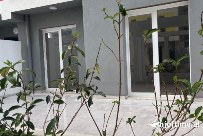 Shtepi me qera Apartament ne Tirane, 1+1, Mobilimi Bosh, pa mobiluar, Pagesa 40,000  Leke.