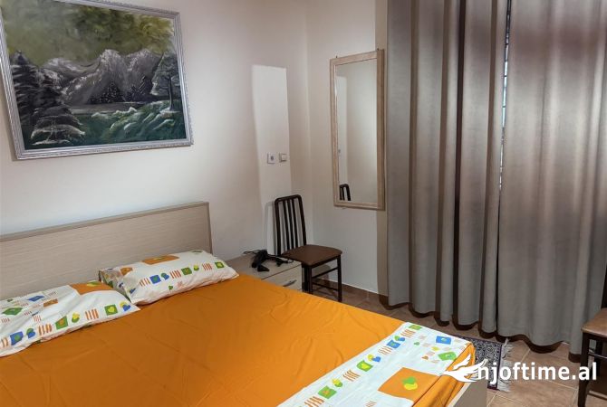 Shtepi me qera 2+1 ne Tirane - 400 Euro
