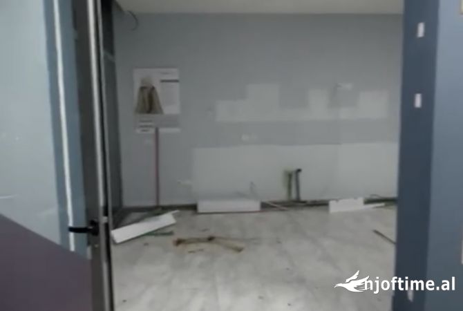 Ambient biznesi me qera 1+1 ne Tirane - 95,000 Leke