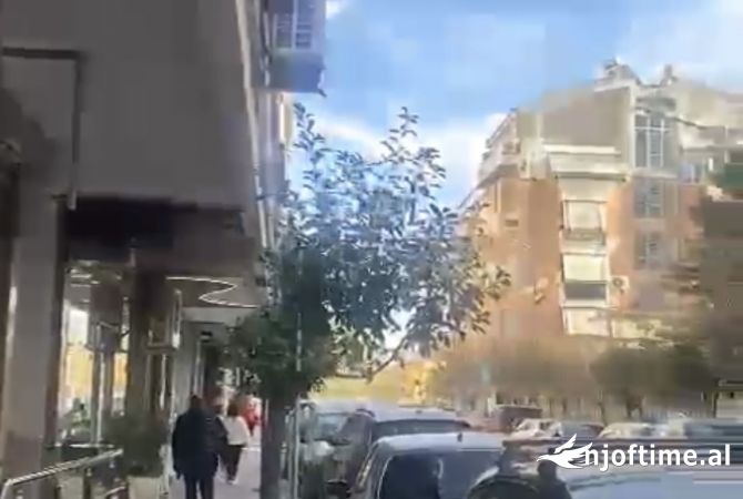 Jepet ambjent biznesi me qera tek Kopshti Zoologjik