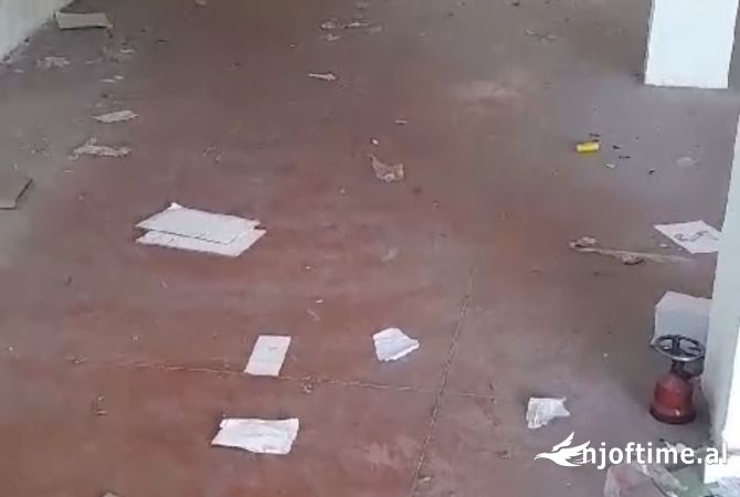 Ambient biznesi me qera 4+1 ne Tirane - 1,400 Euro