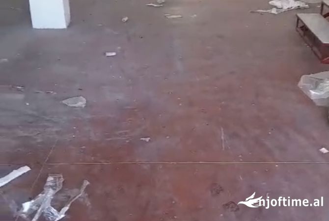 Ambient biznesi me qera 4+1 ne Tirane - 1,400 Euro