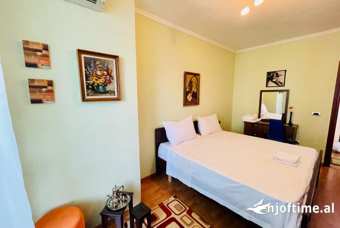 Shtepi me qera Apartament ne Tirane, 1+1, Mobilimi E mobiluar, Pagesa 55,000  Leke.