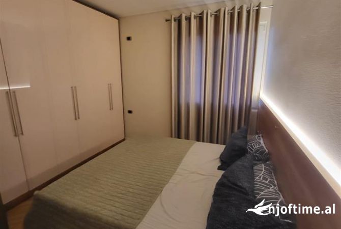 Shtepi me qera 1+1 ne Tirane - 50,000 Leke