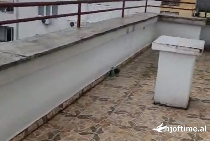 Shtepi ne shitje Apartament ne Tirane, 1+1, Mobilimi E mobiluar, Pagesa 115,000  Euro.