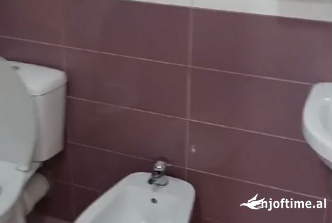 Shtepi me qera Apartament ne Tirane, 1+1, Mobilimi E mobiluar, Pagesa 45,000  Leke.