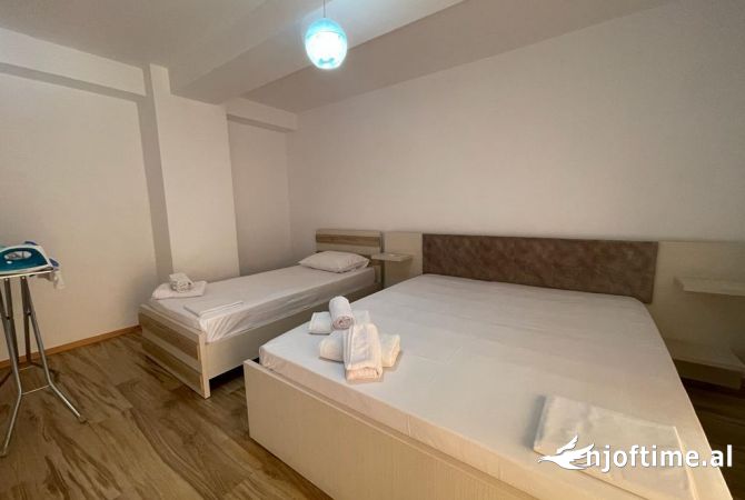 Shtepi ne shitje Apartament ne Sarande, Garsoniere, Mobilimi E mobiluar, Pagesa 150,000  Euro.