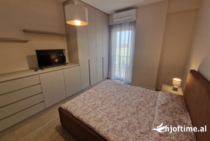 Shtepi me qera Apartament ne Tirane, 1+1, Mobilimi E mobiluar, Pagesa 55,000  Leke.