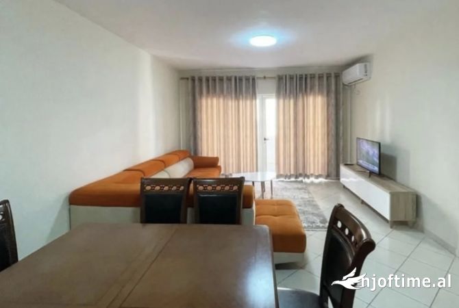 Shtepi me qera 2+1 ne Tirane - 500 Euro