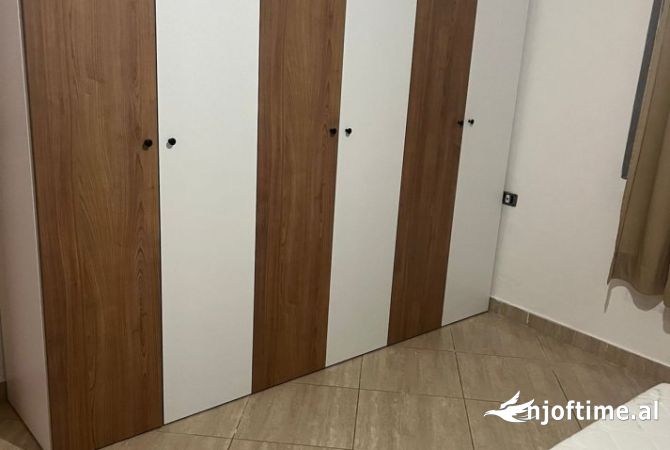 Shtepi me qera Shtepi Private ne Tirane, 1+1, Mobilimi E mobiluar, Pagesa 40,000  Leke.