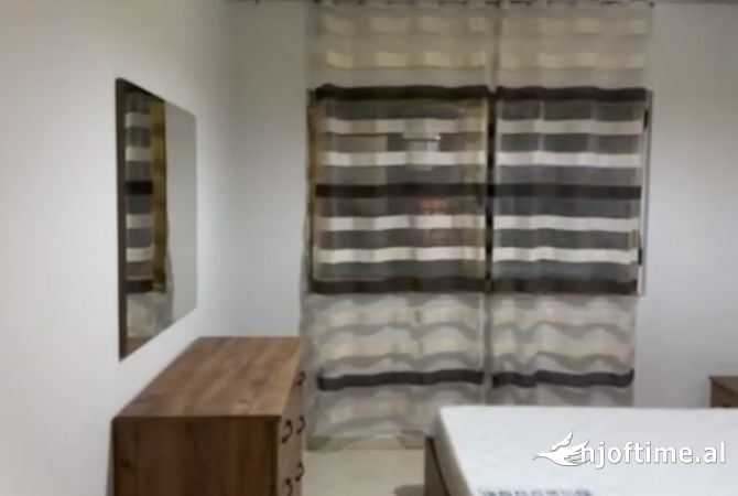 Shtepi me qera 2+1 ne Tirane - 70,000 Leke