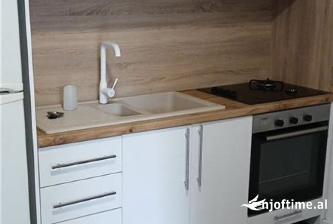 Shtepi me qera 1+1 ne Tirane - 450 Euro