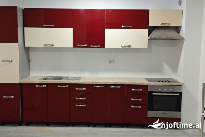 Shtepi me qera 3+1 ne Tirane - 45,000 Leke