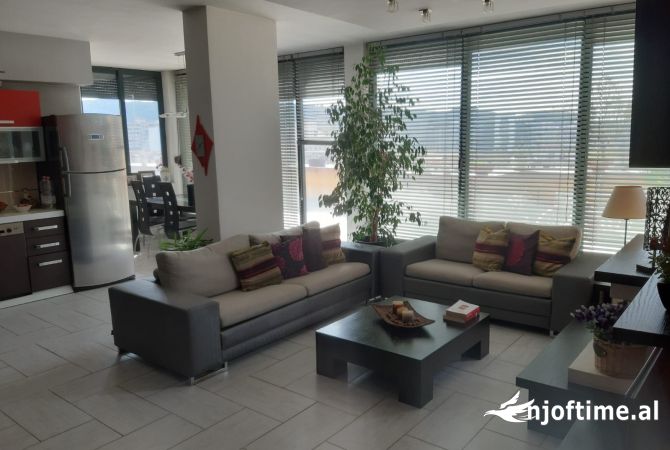 Shtepi me qera 3+1 ne Tirane - 900 Euro