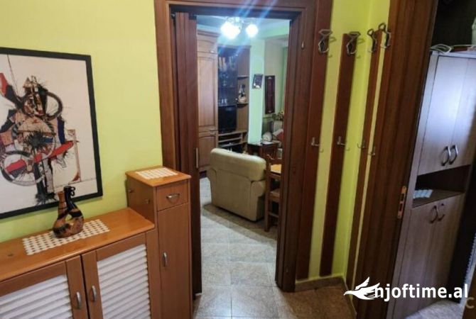 Shtepi me qera Apartament ne Tirane, 1+1, Mobilimi E mobiluar, Pagesa 55,000  Leke.