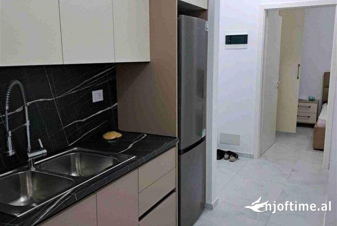 Shtepi me qera 1+1 ne Tirane - 350 Euro