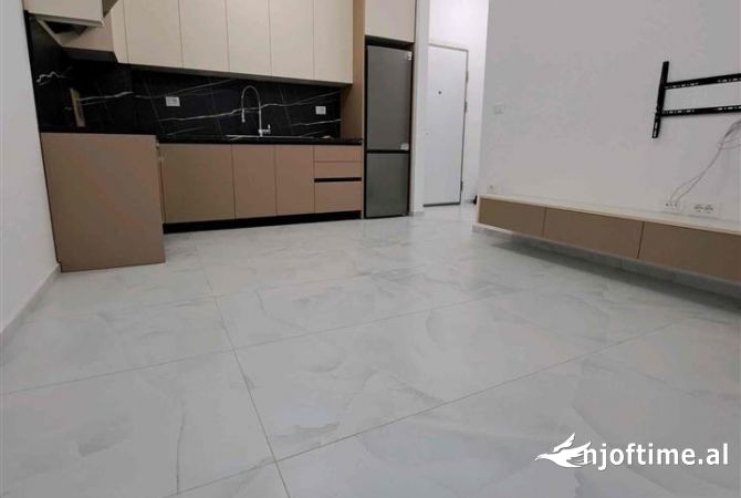 Shtepi me qera Apartament ne Tirane, 1+1, Mobilimi E mobiluar, Pagesa 350  Euro.