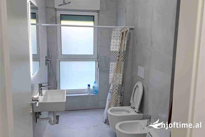 Shtepi me qera Apartament ne Tirane, 1+1, Mobilimi E mobiluar, Pagesa 350  Euro.