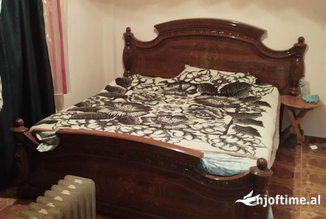 Shtepi me qera 1+1 ne Tirane - 30,000 Leke