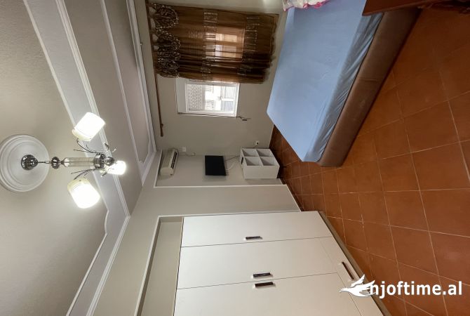 Shtepi me qera Garsoniere ne Tirane - 500 Euro