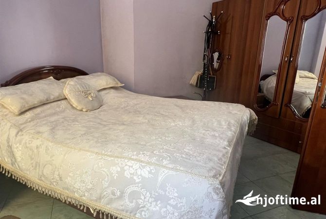 Shtepi me qera 2+1 ne Tirane - 350 Euro