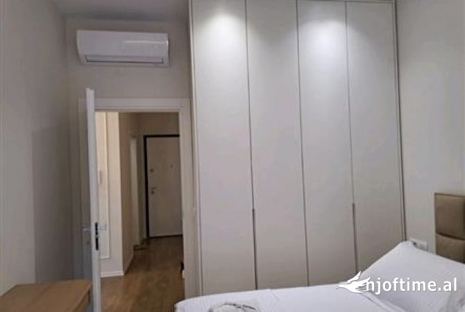 Shtepi me qera Apartament ne Tirane, 1+1, Mobilimi E mobiluar, Pagesa 55,000  Leke.