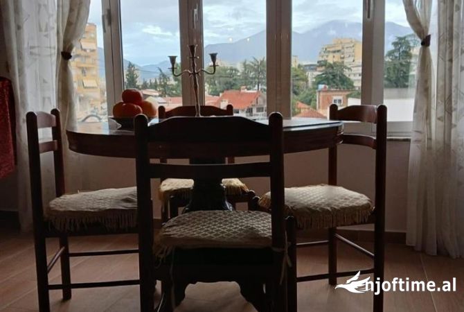Shtepi me qera 1+1 ne Tirane - 530 Euro