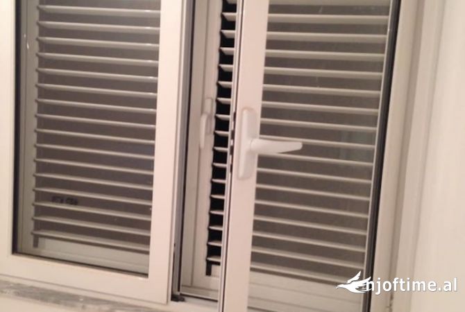 Shtepi me qera Apartament ne Tirane, 2+1, Mobilimi Bosh, pa mobiluar, Pagesa 35,000  Leke.