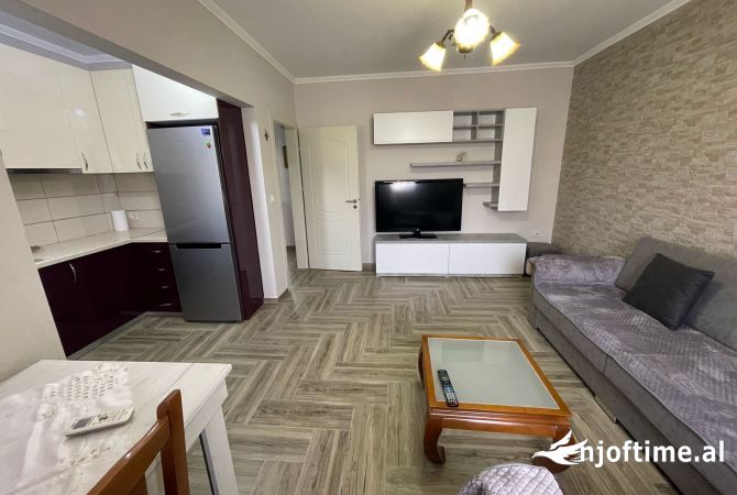 Shtepi me qera 2+1 ne Tirane - 500 Euro
