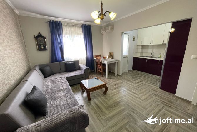 Shtepi me qera 2+1 ne Tirane - 500 Euro